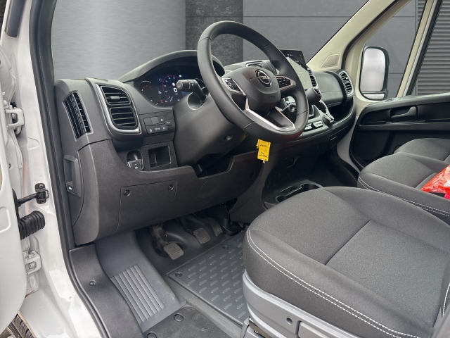 Fahrzeugansicht Opel Movano Cargo 2.2BlueHDi 3,5t verstärkt L3H2 Navi Cargo-Plus-Paket Techno-Plus-Paket StandHZG - Bild 7