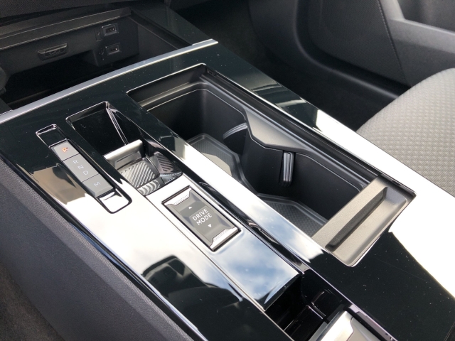 Fahrzeugansicht Opel Astra ST Edition 1.5 Diesel Automatik Tech Komfort-Paket Allwetter Navi LED Apple CarPlay - Bild 17