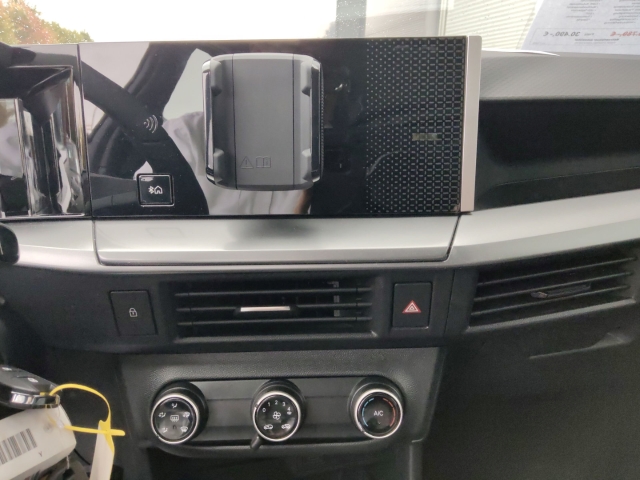 Fahrzeugansicht Opel Frontera Electric Edition 17-Zoll-Alu Allwetter Digitales Cockpit LED Apple CarPlay Android Auto - Bild 11