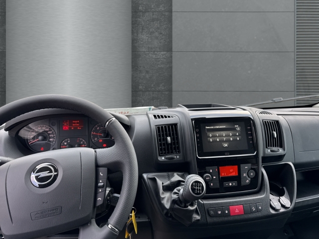 Fahrzeugansicht Opel Movano Cargo 3,5t verstärkt L3 Komfort Winter Baustellen Paket Holzboden dig.Fahrtenschreiber - Bild 10