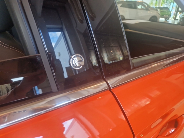 Fahrzeugansicht Opel Corsa-e Elegance Parkpilot Style-Paket digitales Cockpit LED Klimaautom DAB Spurhalteass. - Bild 17