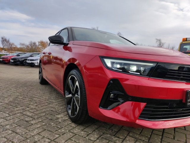 Fahrzeugansicht Opel Astra GS Line AT 360Grad Kamera Navi Sitzheizung LED HUD digitales Cockpit Soundsystem - Bild 15