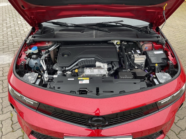 Fahrzeugansicht Opel Astra GS Line MHEV RückCam Navi Sitzheizung LED Klimaautomatik HUD - Bild 14