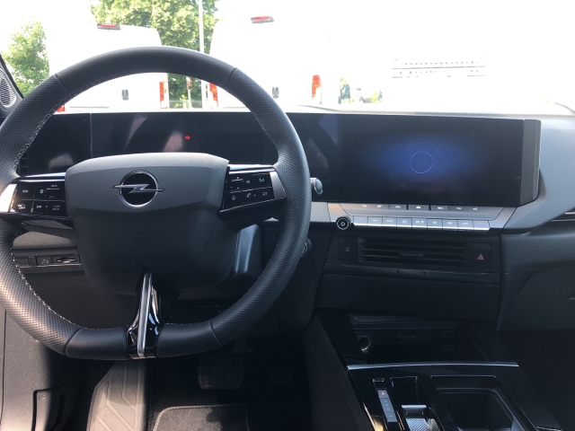 Fahrzeugansicht Opel Astra ST GS 8-AT Tech Komfort Alu Allwetter AHK-abnehmbar Gepäcknetz - Bild 11