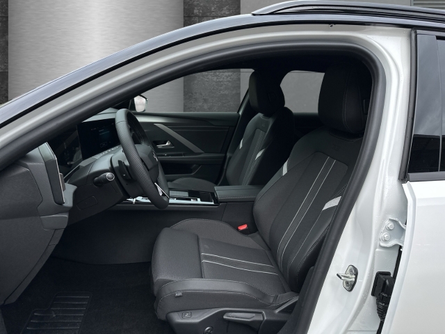 Fahrzeugansicht Opel Astra ST GS HUD El. Panodach Navi 360 Kamera LED Blendfreies Fernl. Kurvenlicht ACC El. Heckklappe - Bild 8