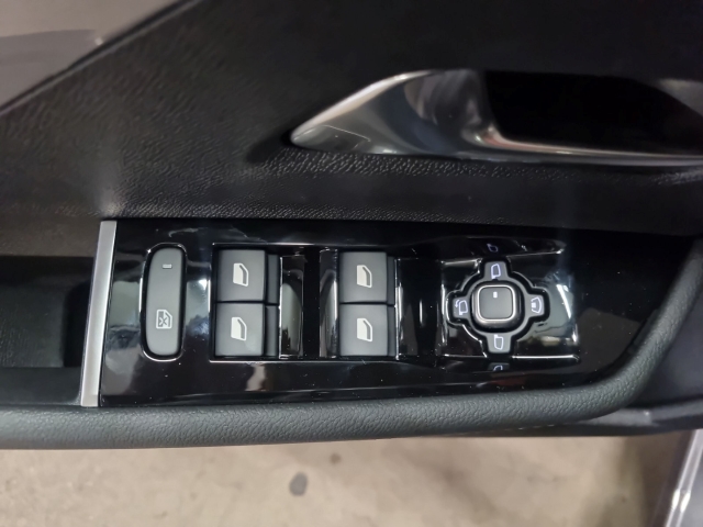 Fahrzeugansicht Opel Astra ST GS 96kw AT Tech-Paket Komfort HUD El. Panodach Navi 360 Kamera LED Blendfreies Fernl. - Bild 16