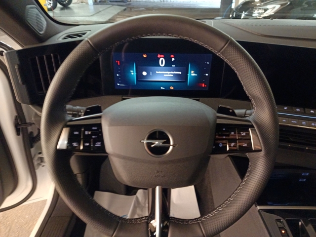 Fahrzeugansicht Opel Astra ST 1.2T GS Line HUD El. Panodach Navi 360 Kamera LED Blendfreies Fernl. - Bild 12