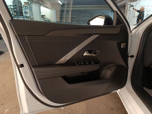 Fahrzeugansicht Opel Astra ST 1.2T GS Line HUD El. Panodach Navi 360 Kamera LED Blendfreies Fernl. - Bild 13