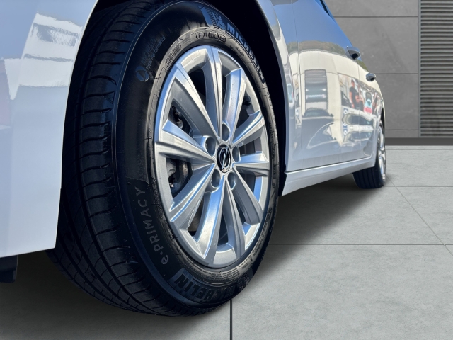 Fahrzeugansicht Opel Astra ST Edition Komfort-Paket LED ACC Apple CarPlay Android Auto Klimaautom Musikstreaming - Bild 4