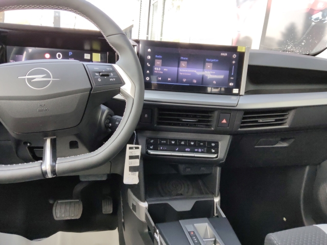 Fahrzeugansicht Opel Frontera Electric GS Tech-Paket Digitales Cockpit LED Apple CarPlay Android Auto Klimaautom - Bild 11
