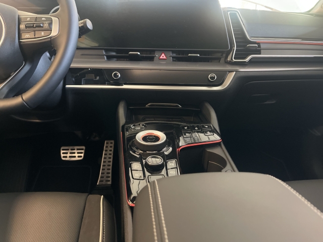 Fahrzeugansicht Kia Sportage GT LINE 1.6T HEV Allrad PANORAMADACH HarmanKardon-SOUND Sportpaket AD Niveau - Bild 11