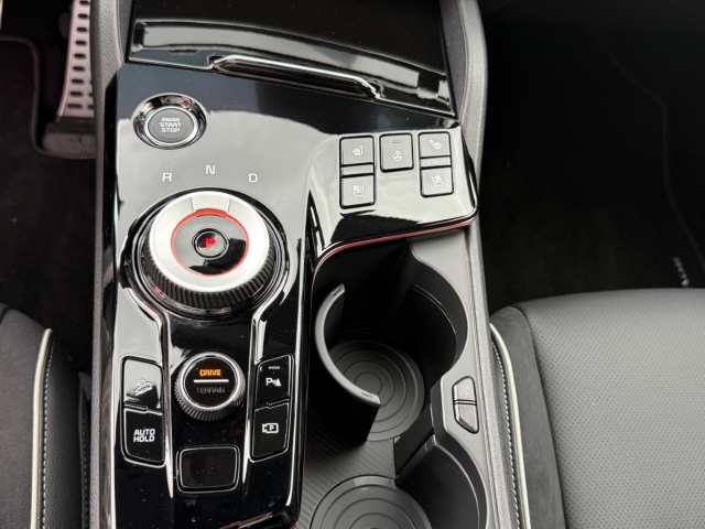 Fahrzeugansicht Kia Sportage GT LINE 1.6T HEV Allrad PANORAMADACH HarmanKardon-SOUND Sportpaket AD Niveau - Bild 21