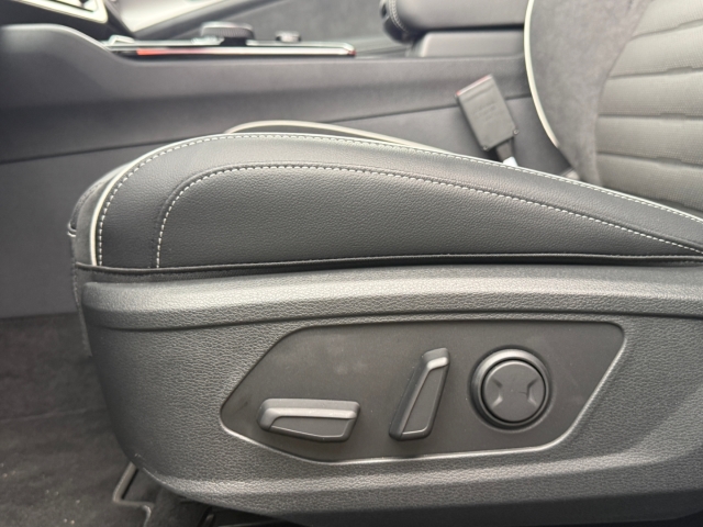 Fahrzeugansicht Kia Sportage GT LINE 1.6T HEV Allrad PANORAMADACH HarmanKardon-SOUND Sportpaket AD Niveau - Bild 27