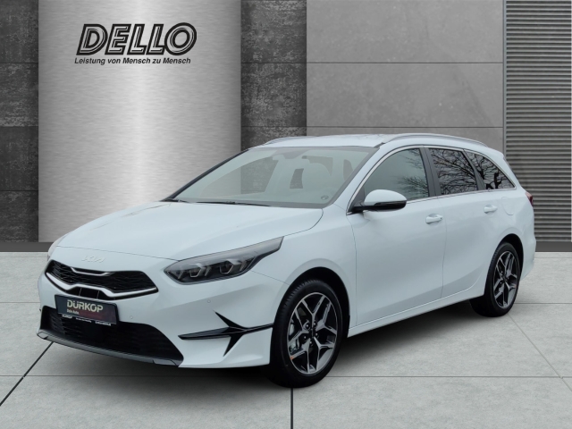 Fahrzeugansicht Kia Cee'd_sw Ultimate Edition 1.5 DCT Mild-Hybrid Style-Paket Navi Digitales Cockpit LED ACC