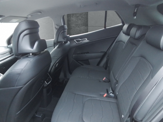 Fahrzeugansicht Kia Sportage Vision Hybrid 1.6 AT Komfort-Paket Navi Digitales Cockpit LED ACC Apple CarPlay - Bild 9
