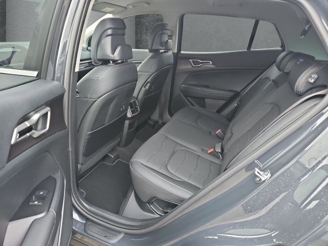 Fahrzeugansicht Kia Sportage Vision 1.6T DCT Allrad Komfort Apple CarPlay Rückfahrkamera Navi Digitales Cockpit - Bild 9