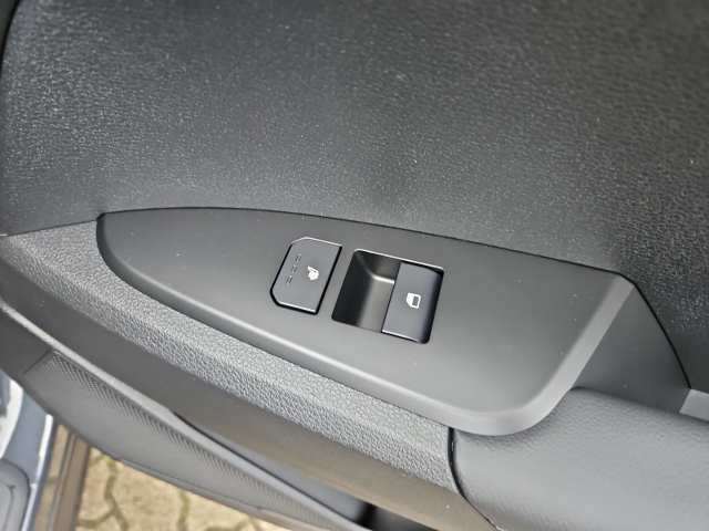 Fahrzeugansicht Kia Sportage Vision 1.6T DCT Allrad Komfort Apple CarPlay Rückfahrkamera Navi Digitales Cockpit - Bild 21