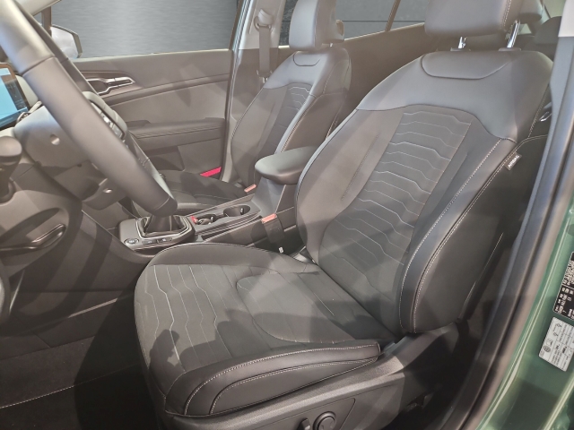 Fahrzeugansicht Kia Sportage 1.6T Vision Komfort-Paket Navi Digitales Cockpit LED ACC Apple CarPlay Android Auto - Bild 8