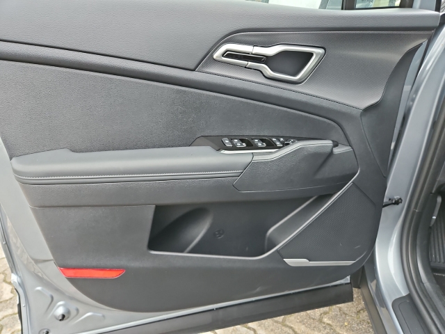 Fahrzeugansicht Kia Sportage 1.6T Vision + Komfort Navi LED Kamera SHZ+LHZ digitales Cockpit Blendfreies Fernl. - Bild 13