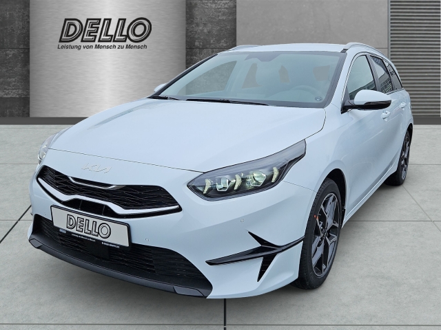 Fahrzeugansicht Kia Cee'd_sw Ultimate Edition 1.5 DCT Mild-Hybrid Style-Paket Navi Digitales Cockpit LED ACC