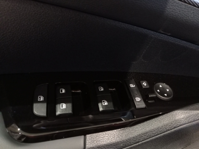 Fahrzeugansicht Kia Sportage Ultimate Edition 1.6 118 kW Mild-Hybrid DCT Komfort-Paket Navi Digitales Cockpit - Bild 16