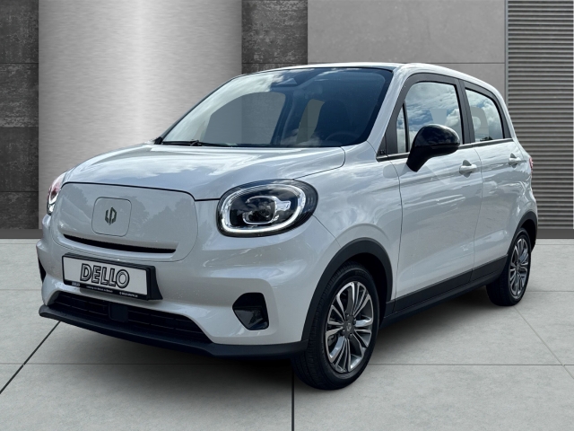 Fahrzeugansicht Leapmotor T03 70 kW DESIGN Panorama Navi ACC Fahrerprofil DAB Klimaautom Keyless Entry