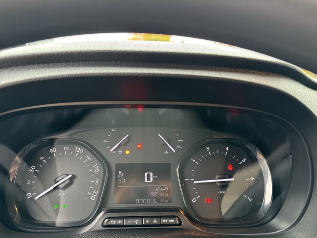 Fahrzeugansicht Citroen Jumpy 2.0 EU6d Kasten Lang BlueHDi 145 FAP Navi Holzboden Connect Box Apple CarPlay - Bild 12