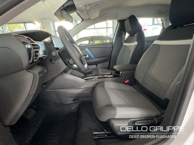 Fahrzeugansicht Citroen e-C4 Feel Apple CarPlay Android Auto 2-Zonen-Klimaautom DAB SHZ Digitales Cockpit - Bild 8