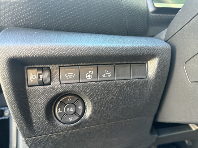 Fahrzeugansicht Citroen e-C4 X Max HUD El.Pano Navi 360 Massagesitze LED Apple CarPlay - Bild 15