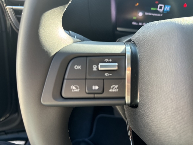 Fahrzeugansicht Citroen e-C4 X Max HUD El.Pano Navi 360 Massagesitze LED Apple CarPlay - Bild 18