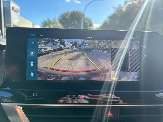 Fahrzeugansicht Citroen e-C4 X Max HUD El.Pano Navi 360 Massagesitze LED Apple CarPlay - Bild 20