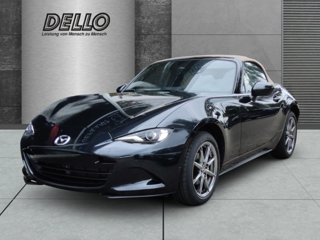 Mazda MX-5 KAZARI Verdeck und Nappaledersitze in Beige Navi Soundsystem Bose LED Blendfreies Fernl.