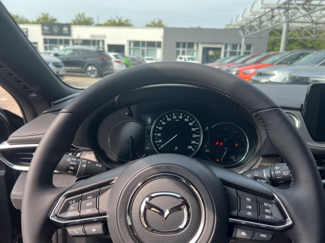 Fahrzeugansicht Mazda 6 Kombi 194PS TAKUMI Nappa BOSE HUD 360 Kamera ACC PDC Klima - Bild 12