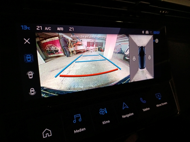 Fahrzeugansicht Peugeot 308 225 GT Plug-In Hybrid AT Nappaleder FOCAL-Soundsystem beheizbFrontsch Induktionsladen - Bild 20