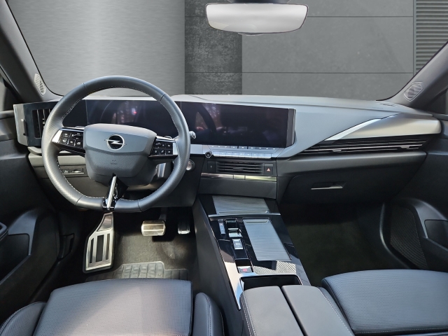 Fahrzeugansicht Opel Astra ST Ultimate 1.2T HUD Navi Leder Soundsystem 360 Kamera Massagesitze Klimasitze LED - Bild 10