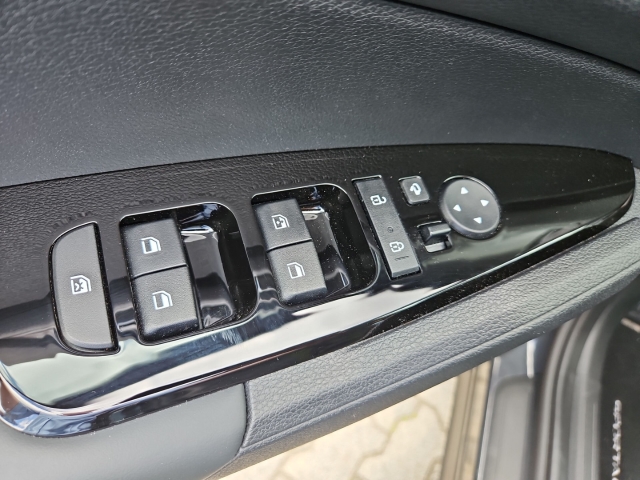 Fahrzeugansicht Kia Sportage 1.6T PHEV DCT AWD Vision Apple CarPlay LED-Hauptscheinwerfer Rückfahrkamera - Bild 23