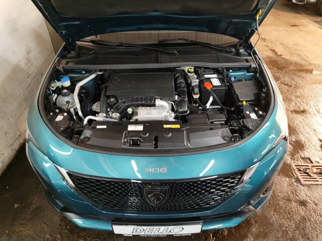 Fahrzeugansicht Peugeot 308 GT 1.2 PureTech 130 EU6d SW Navi LED Blendfreies Fernl. Kurvenlicht ACC El. Heckklappe - Bild 14