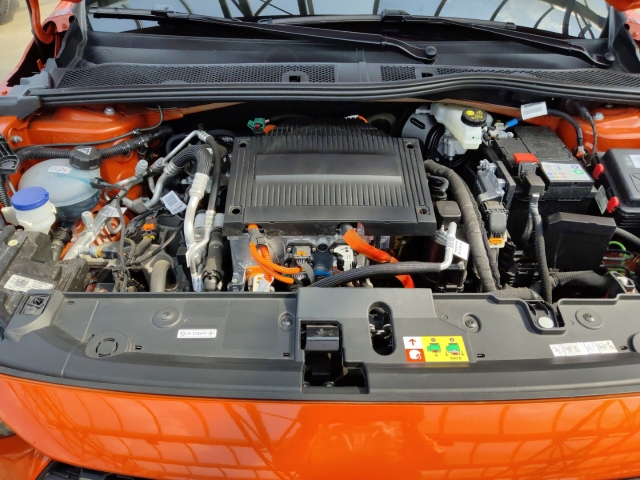 Fahrzeugansicht Opel Corsa-e Elegance LHZ SHZ Rückfahrkam. PDCv+h. Klima-A. Allwetter - Bild 14