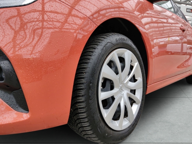 Fahrzeugansicht Opel Corsa-e Edition mit Klimaautom Kamera Style-Paket PDC - Bild 4