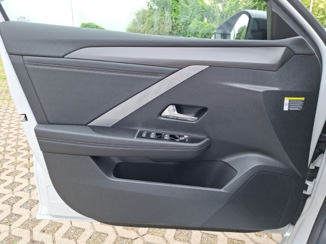 Fahrzeugansicht Opel Astra ST GS Automatik Navi HUD Soundsystem 360 Kamera LED ACC El. Heckklappe Digitales Cockpit - Bild 13
