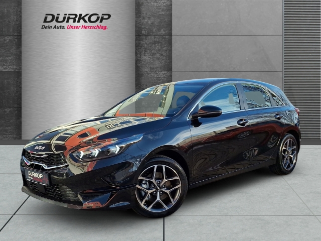 Fahrzeugansicht Kia Cee'd Spirit AT Technologie-Paket Leder-Paket Navi digitales Cockpit Memory Sitze