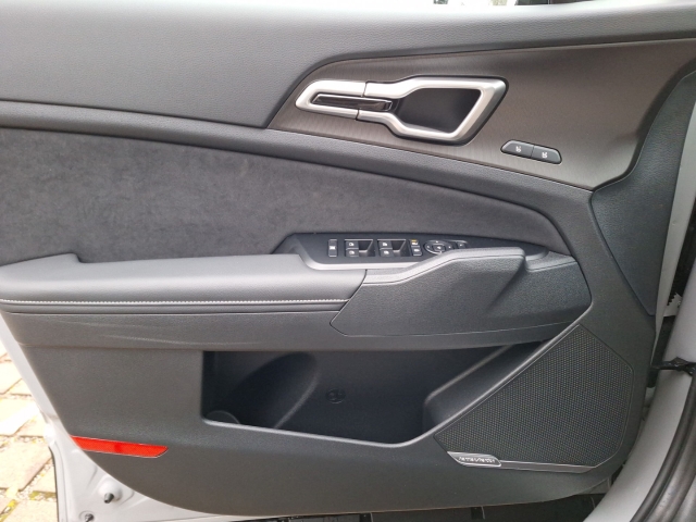 Fahrzeugansicht Kia Sportage GT-Line 1.6T HUD Panodach Navi Leder Digitales Cockpit Memory Sitze Soundsystem - Bild 13
