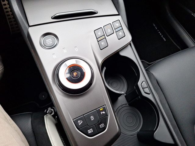 Fahrzeugansicht Kia Sportage GT-Line 1.6T HUD Panodach Navi Leder Digitales Cockpit Memory Sitze Soundsystem - Bild 26