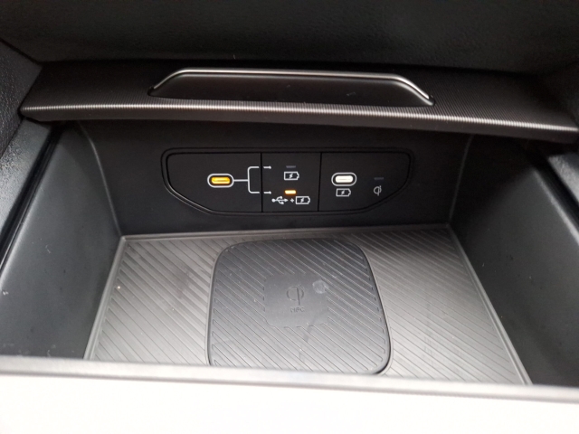 Fahrzeugansicht Kia Sportage GT-Line 1.6T HUD Panodach Navi Leder Digitales Cockpit Memory Sitze Soundsystem - Bild 27