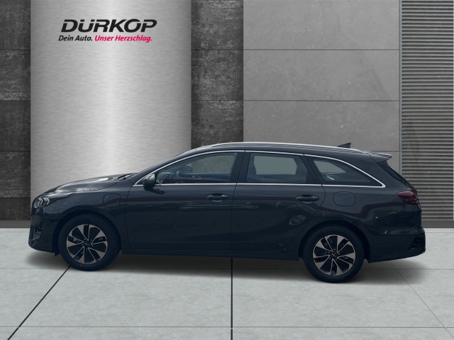 Fahrzeugansicht Kia Cee'd_sw 1.6 PHEV Spirit DCT6 Navi digitales Cockpit Memory Sitze LED ACC El. Heckklappe - Bild 2