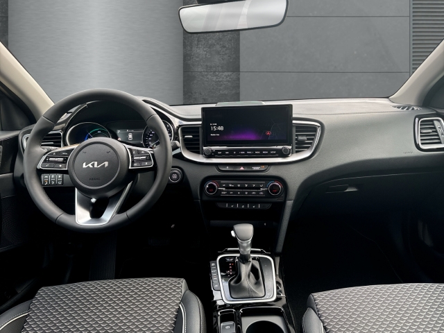 Fahrzeugansicht Kia Cee'd_sw 1.6 PHEV Spirit DCT6 Navi digitales Cockpit Memory Sitze LED ACC El. Heckklappe - Bild 10