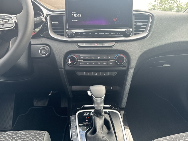 Fahrzeugansicht Kia Cee'd_sw 1.6 PHEV Spirit DCT6 Navi digitales Cockpit Memory Sitze LED ACC El. Heckklappe - Bild 11