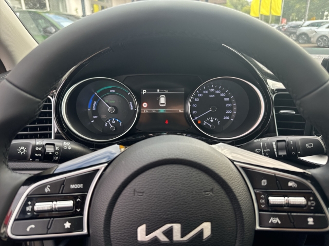 Fahrzeugansicht Kia Cee'd_sw 1.6 PHEV Spirit DCT6 Navi digitales Cockpit Memory Sitze LED ACC El. Heckklappe - Bild 12