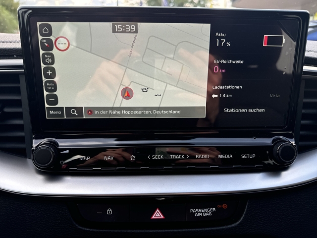 Fahrzeugansicht Kia Cee'd_sw Spirit 1.6 PHEV DCT6 Navi digitales Cockpit  LED ACC Memory Sitze El. Heckklappe - Bild 16