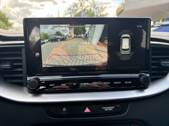 Fahrzeugansicht Kia Cee'd_sw Spirit 1.6 PHEV DCT6 Navi digitales Cockpit  LED ACC Memory Sitze El. Heckklappe - Bild 17